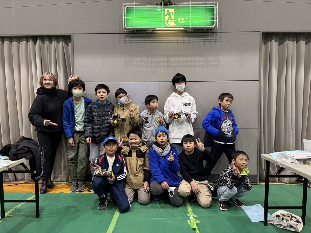 Robocon Groups: The Genius - Moon, The Genius - Phobos, The Genius - Daimos